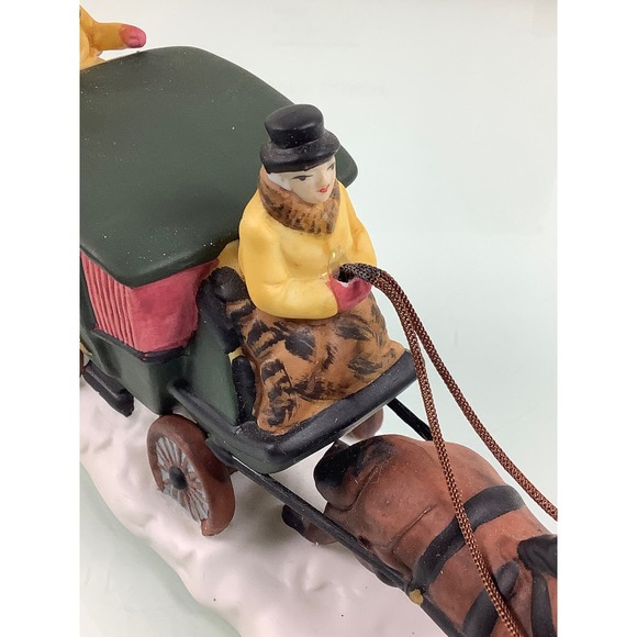 Vintage Dept 56 Heritage Village collection Dover Coach Horse & Carriage EUC - Picture 5 of 12